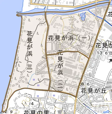 花見が浜とその周辺の地図。町の範囲を重ねている