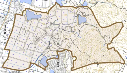 在自とその周辺の地図。町の範囲を重ねている
