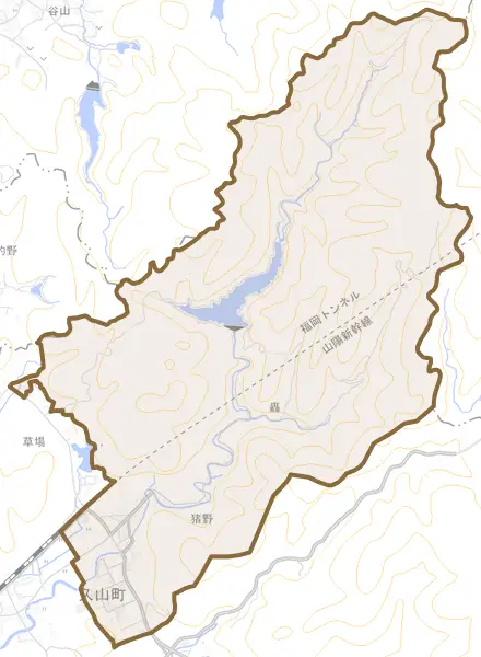 大字猪野とその周辺の地図。町の範囲を重ねている