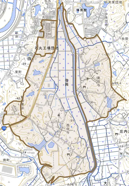 佐與とその周辺の地図。町の範囲を重ねている