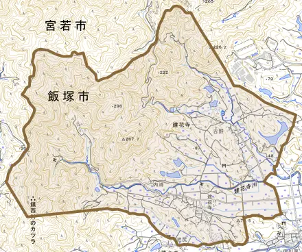 建花寺とその周辺の地図。町の範囲を重ねている
