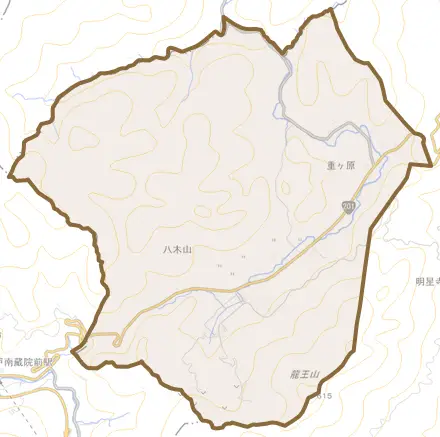 八木山とその周辺の地図。町の範囲を重ねている