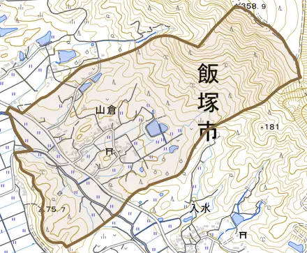 山倉とその周辺の地図。町の範囲を重ねている