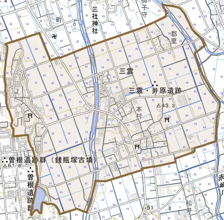 三雲とその周辺の地図。町の範囲を重ねている