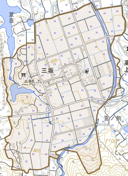 三坂とその周辺の地図。町の範囲を重ねている