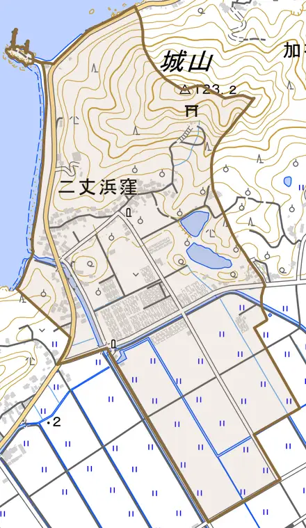 二丈浜窪とその周辺の地図。町の範囲を重ねている