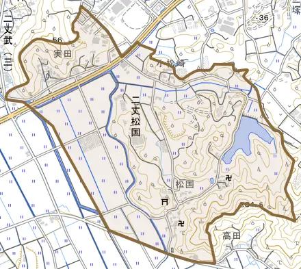 二丈松国とその周辺の地図。町の範囲を重ねている