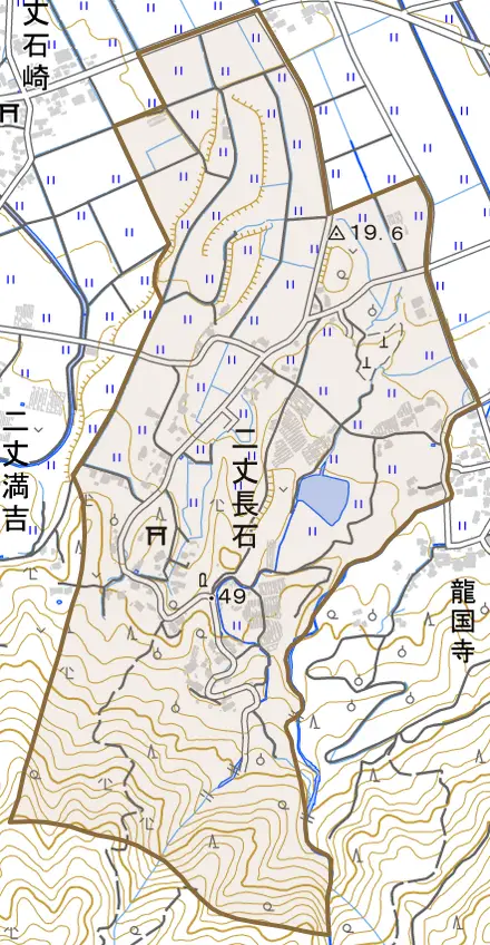 二丈長石とその周辺の地図。町の範囲を重ねている