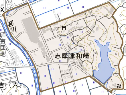 志摩津和崎とその周辺の地図。町の範囲を重ねている