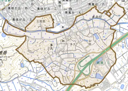 多久とその周辺の地図。町の範囲を重ねている