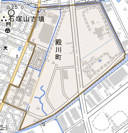 殿川町とその周辺の地図。町の範囲を重ねている