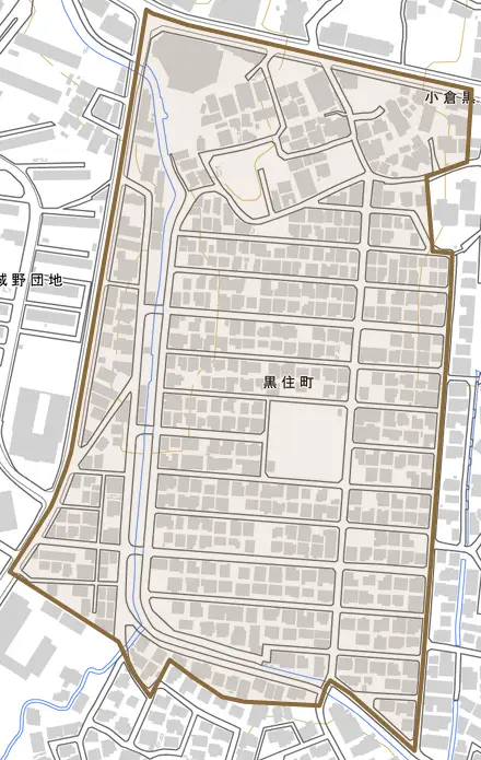 黒住町とその周辺の地図。町の範囲を重ねている