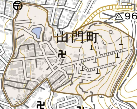 山門町とその周辺の地図。町の範囲を重ねている