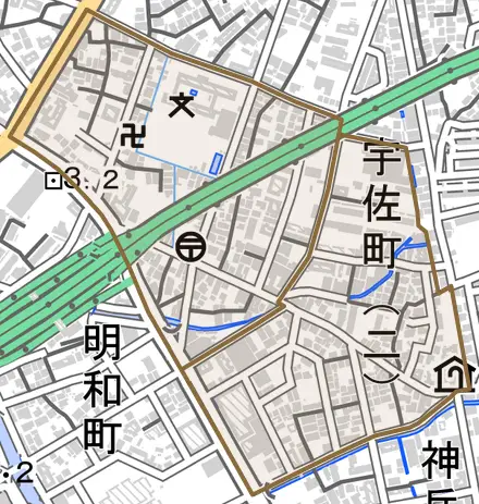 宇佐町とその周辺の地図。町の範囲を重ねている