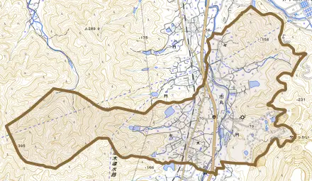 大字市丸とその周辺の地図。町の範囲を重ねている