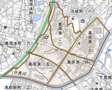 葛原東とその周辺の地図。町の範囲を重ねている