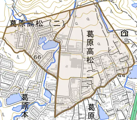 葛原高松とその周辺の地図。町の範囲を重ねている