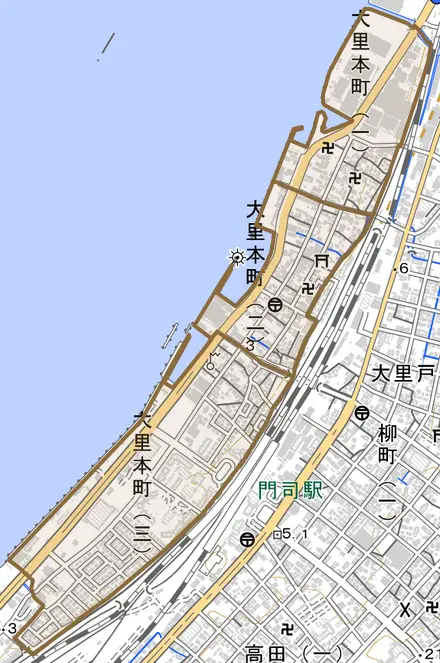 大里本町とその周辺の地図。町の範囲を重ねている
