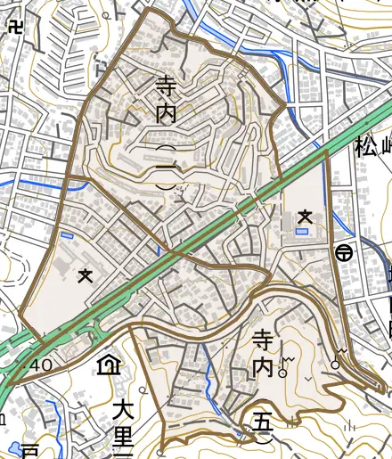 寺内とその周辺の地図。町の範囲を重ねている