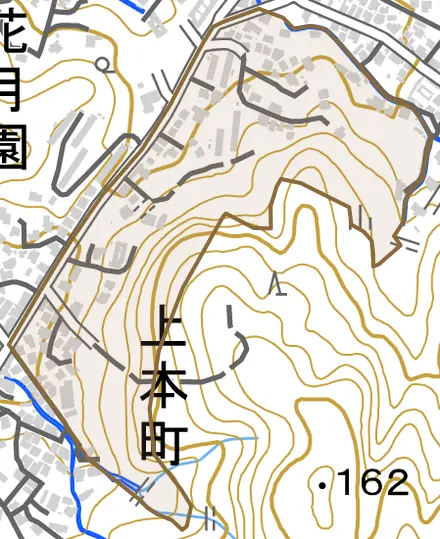上本町とその周辺の地図。町の範囲を重ねている