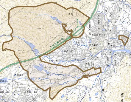 大字吉志とその周辺の地図。町の範囲を重ねている