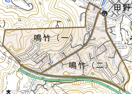 鳴竹とその周辺の地図。町の範囲を重ねている