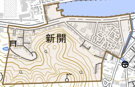 新開とその周辺の地図。町の範囲を重ねている