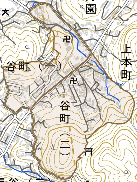 谷町とその周辺の地図。町の範囲を重ねている