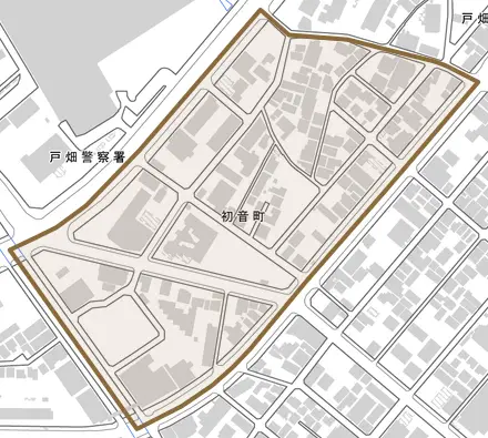 初音町とその周辺の地図。町の範囲を重ねている