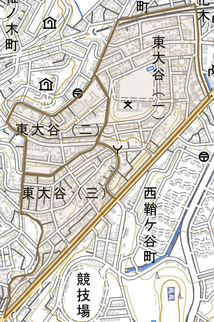 東大谷とその周辺の地図。町の範囲を重ねている