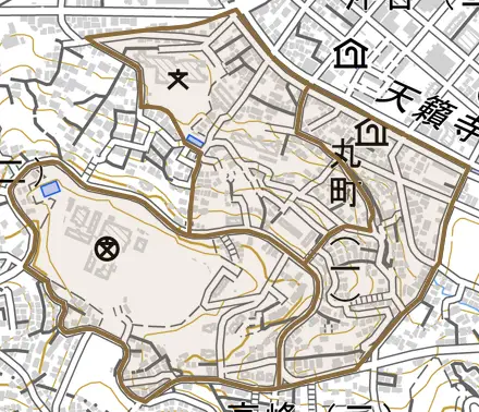 丸町とその周辺の地図。町の範囲を重ねている