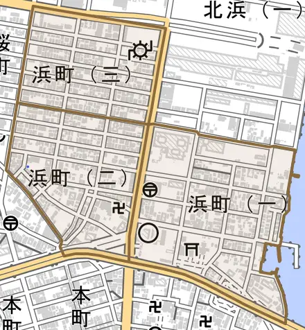 浜町とその周辺の地図。町の範囲を重ねている