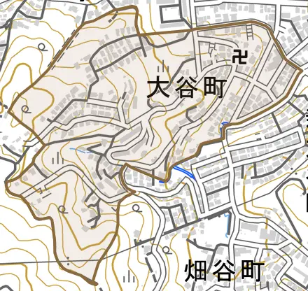 大谷町とその周辺の地図。町の範囲を重ねている