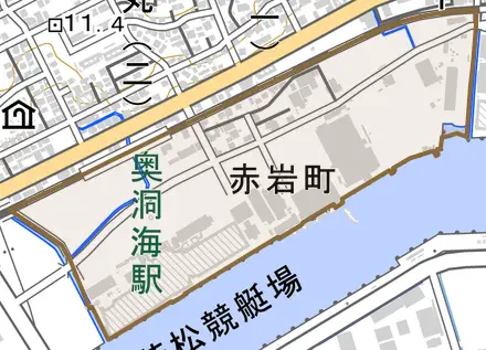 赤岩町とその周辺の地図。町の範囲を重ねている