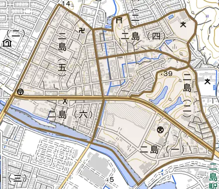 二島とその周辺の地図。町の範囲を重ねている