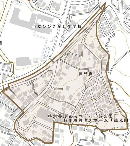 藤見町とその周辺の地図。町の範囲を重ねている