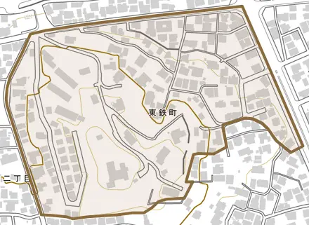 東鉄町とその周辺の地図。町の範囲を重ねている