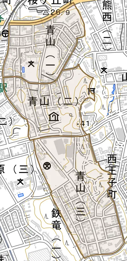 青山とその周辺の地図。町の範囲を重ねている