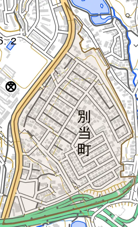 別当町とその周辺の地図。町の範囲を重ねている