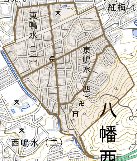 東鳴水とその周辺の地図。町の範囲を重ねている