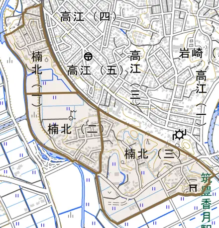 楠北とその周辺の地図。町の範囲を重ねている