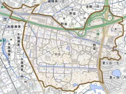 大字野面とその周辺の地図。町の範囲を重ねている