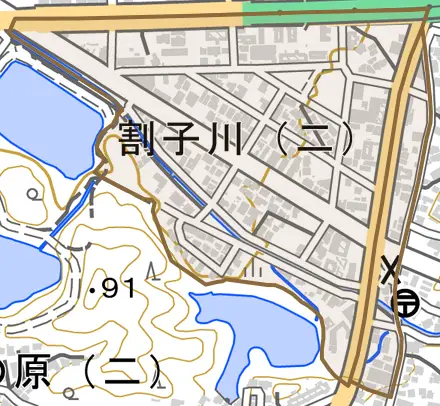 割子川とその周辺の地図。町の範囲を重ねている