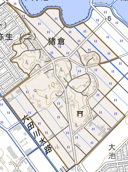 大字猪倉とその周辺の地図。町の範囲を重ねている