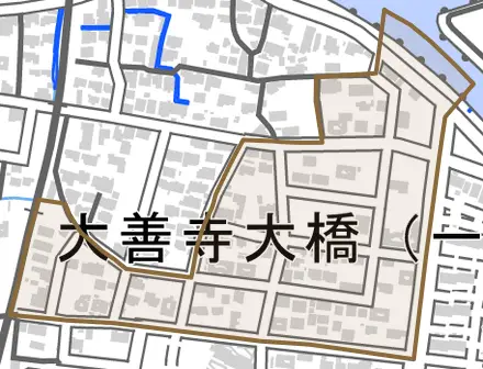 大善寺大橋とその周辺の地図。町の範囲を重ねている