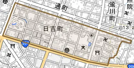 日吉町とその周辺の地図。町の範囲を重ねている