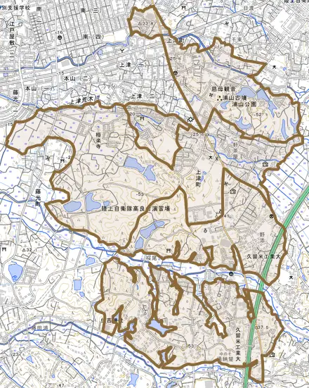 上津町とその周辺の地図。町の範囲を重ねている