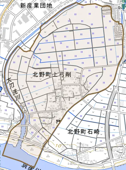 北野町上弓削とその周辺の地図。町の範囲を重ねている