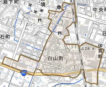 白山町とその周辺の地図。町の範囲を重ねている