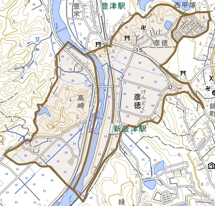 彦徳とその周辺の地図。町の範囲を重ねている